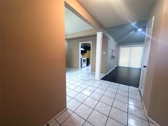 2318 Crystal Creek Lane, Garland, TX 75040