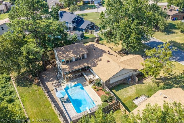 5523 S 92nd Street, Fort Smith, AR 72903