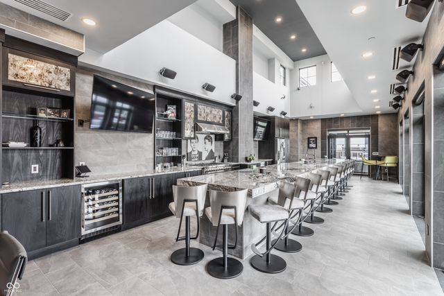 720 S Rangeline Road 701, Carmel, IN 46032