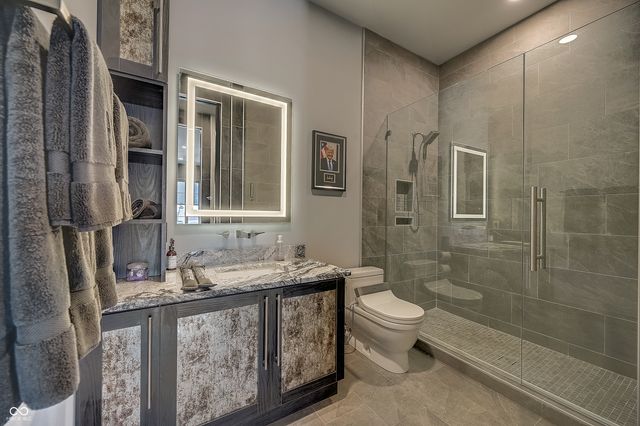 720 S Rangeline Road 701, Carmel, IN 46032