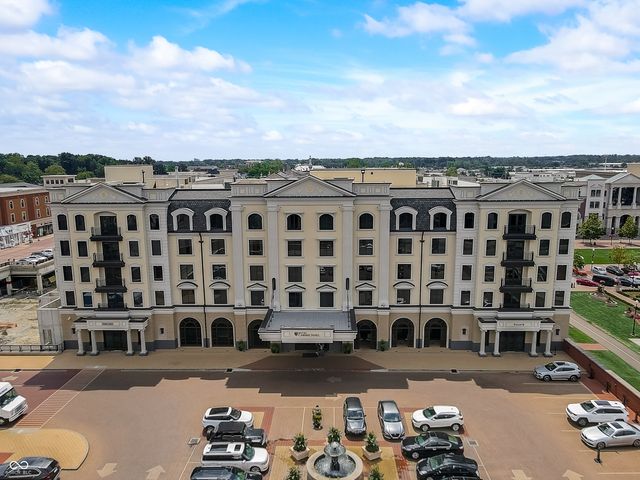 720 S Rangeline Road 701, Carmel, IN 46032