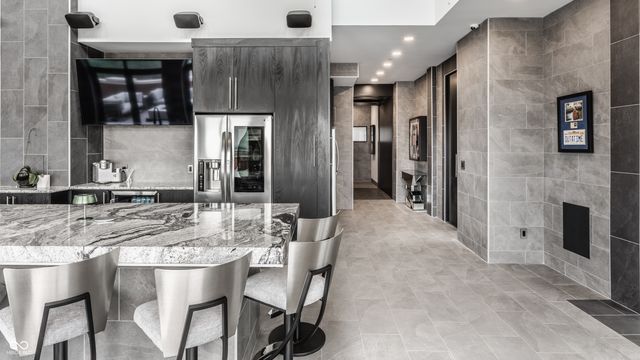 720 S Rangeline Road 701, Carmel, IN 46032