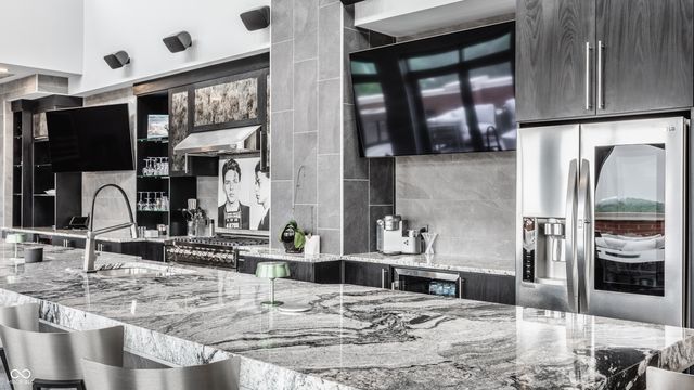 720 S Rangeline Road 701, Carmel, IN 46032