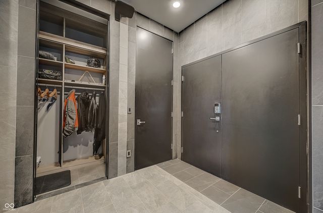 720 S Rangeline Road 701, Carmel, IN 46032