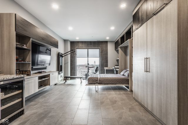 720 S Rangeline Road 701, Carmel, IN 46032