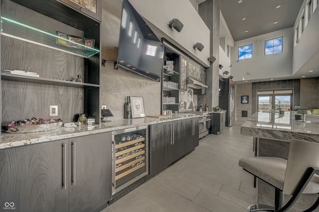 720 S Rangeline Road 701, Carmel, IN 46032