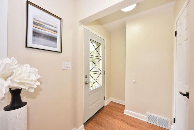 4044 N 44th STREET, Milwaukee, WI 53216