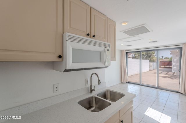 1842 N 17TH Avenue, Phoenix, AZ 85007