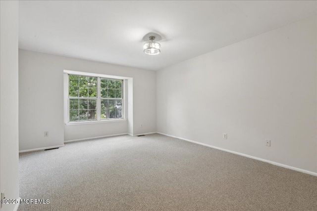 437 Dorchester Way, Manalapan, NJ 07726