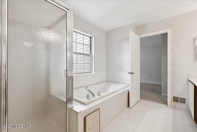 437 Dorchester Way, Manalapan, NJ 07726
