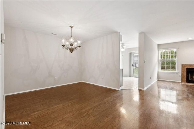437 Dorchester Way, Manalapan, NJ 07726