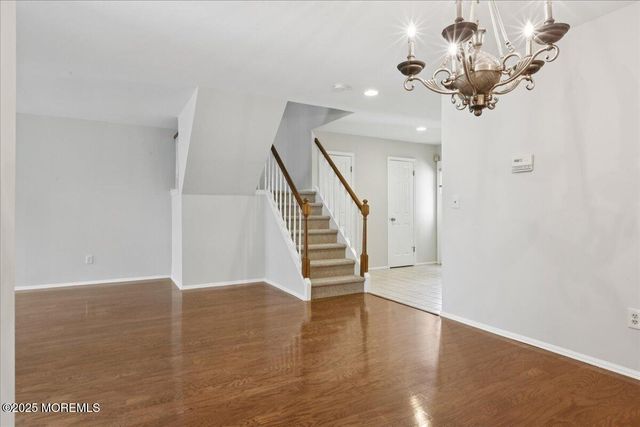 437 Dorchester Way, Manalapan, NJ 07726