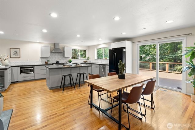 8707 71st Street NW, Gig Harbor, WA 98335