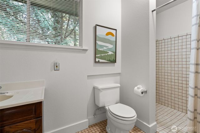 8707 71st Street NW, Gig Harbor, WA 98335