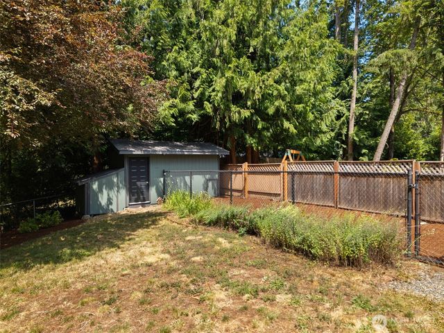 8707 71st Street NW, Gig Harbor, WA 98335