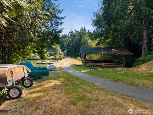 8707 71st Street NW, Gig Harbor, WA 98335