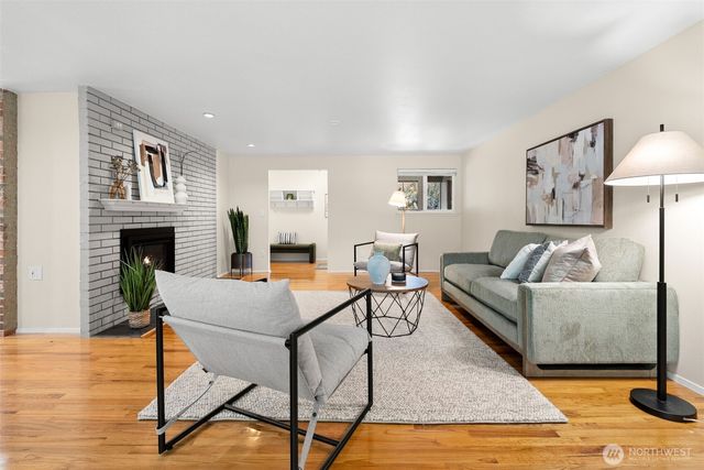 8707 71st Street NW, Gig Harbor, WA 98335