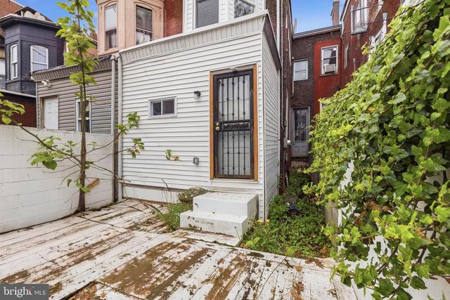 1109 W SILVER ST, Philadelphia, PA 19133