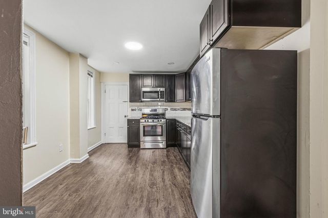 1109 W SILVER ST, Philadelphia, PA 19133