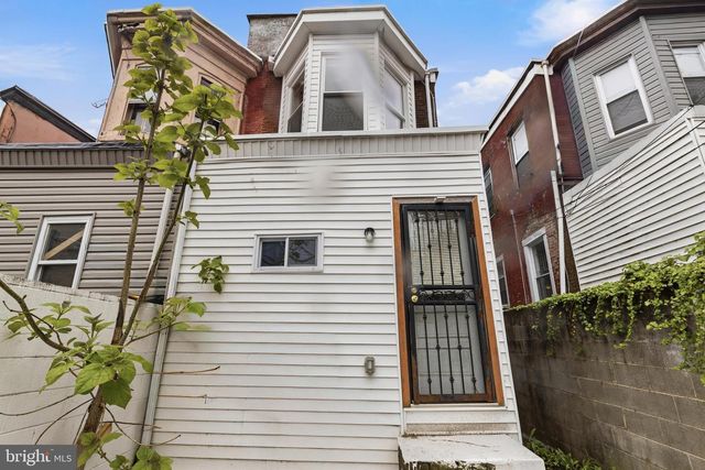 1109 W SILVER ST, Philadelphia, PA 19133