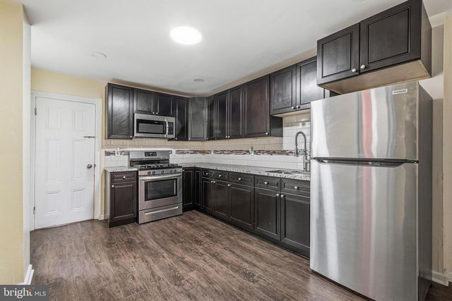 1109 W SILVER ST, Philadelphia, PA 19133