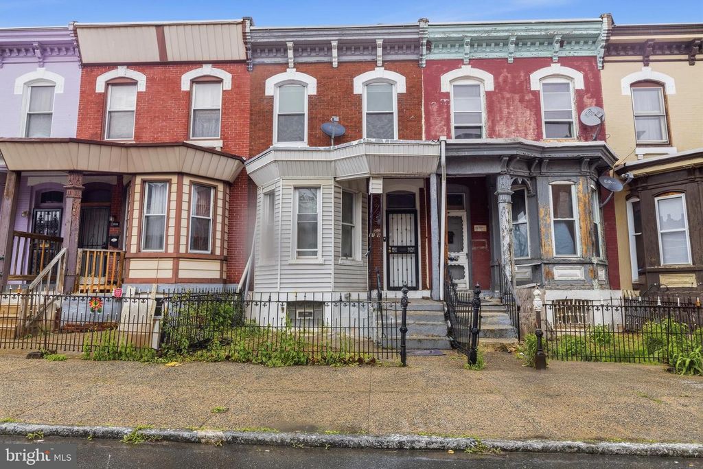 1109 W SILVER ST, Philadelphia, PA 19133