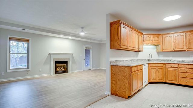 3209 Country Club Lane, Jeffersonville, IN 47130