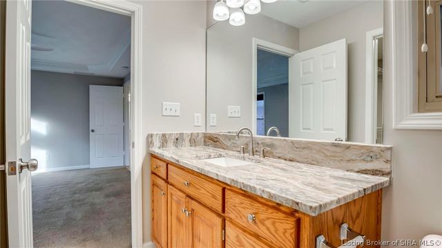 3209 Country Club Lane, Jeffersonville, IN 47130