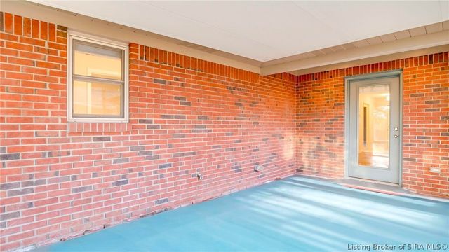 3209 Country Club Lane, Jeffersonville, IN 47130