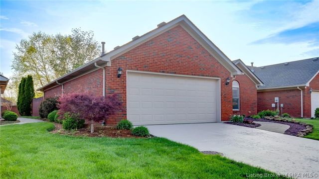 3209 Country Club Lane, Jeffersonville, IN 47130