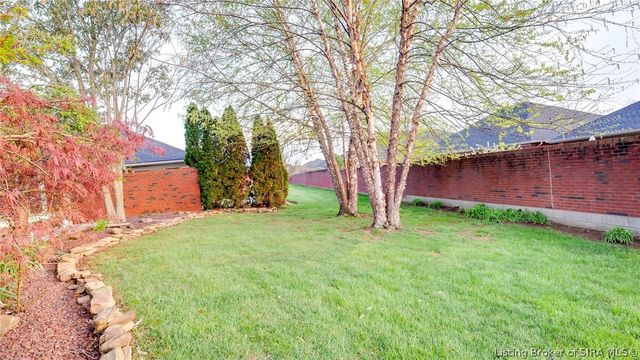 3209 Country Club Lane, Jeffersonville, IN 47130