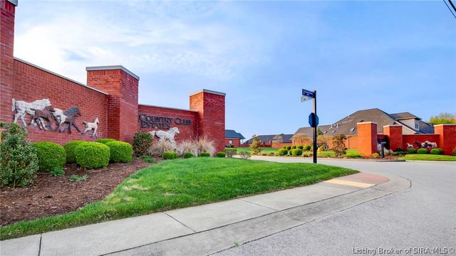 3209 Country Club Lane, Jeffersonville, IN 47130