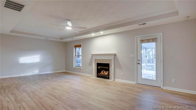 3209 Country Club Lane, Jeffersonville, IN 47130