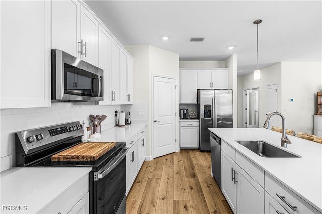 17624 Saddleback LOOP, North Fort Myers, FL 33917