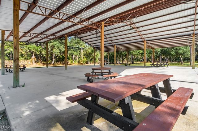 17624 Saddleback LOOP, North Fort Myers, FL 33917