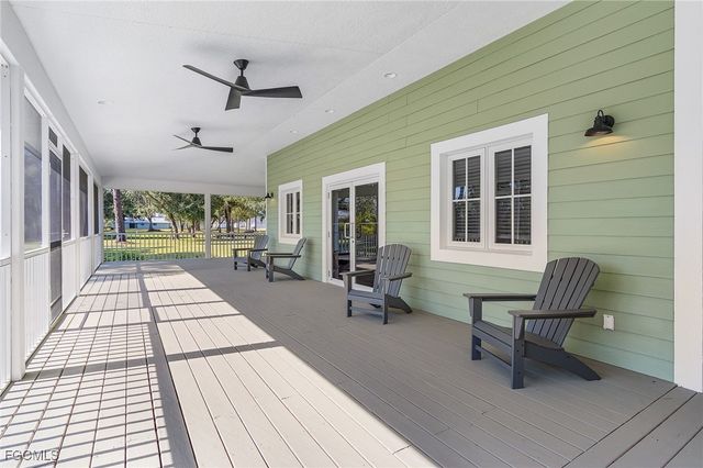 17624 Saddleback LOOP, North Fort Myers, FL 33917