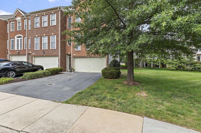 1560 PENZANCE WAY, Hanover, MD 21076