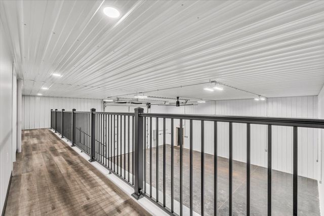 602 2nd Street W, Andalusia, IL 61232