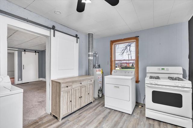 602 2nd Street W, Andalusia, IL 61232