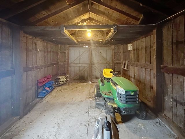 602 2nd Street W, Andalusia, IL 61232