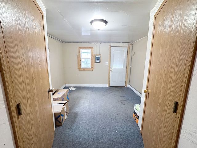 602 2nd Street W, Andalusia, IL 61232