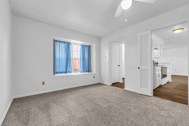 2970 Gessner Road, Houston, TX 77080