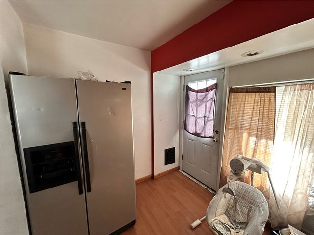 1 2nd St, Wilmerding, PA 15148