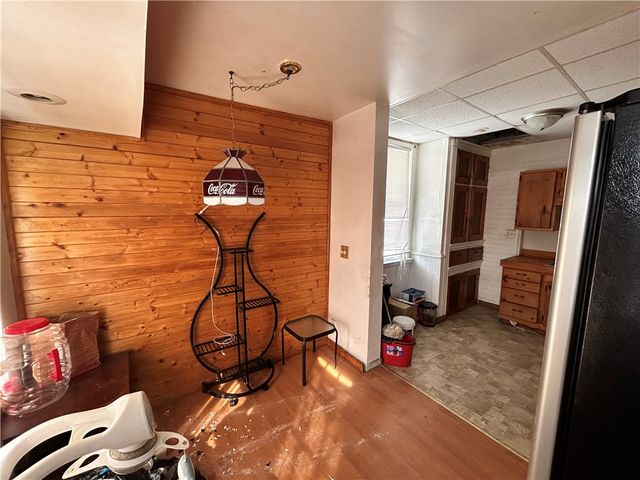 1 2nd St, Wilmerding, PA 15148