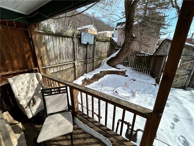 1 2nd St, Wilmerding, PA 15148