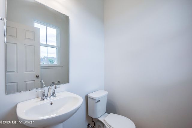 156 Goldeneye Ct, Shepherdsville, KY 40165