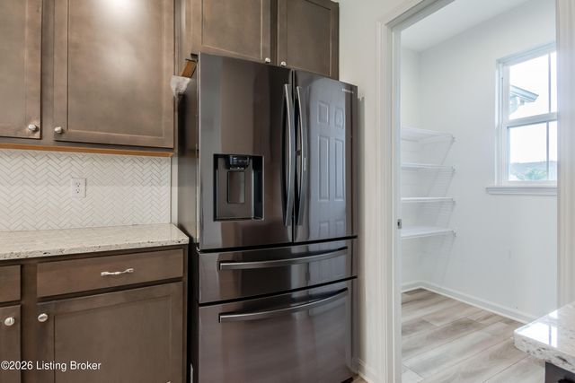 156 Goldeneye Ct, Shepherdsville, KY 40165