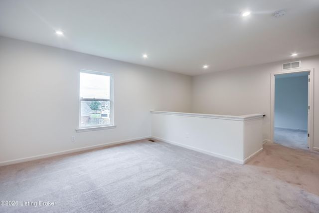 156 Goldeneye Ct, Shepherdsville, KY 40165
