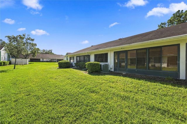 2502 ROYAL PINES CIRCLE 5B, Clearwater, FL 33763