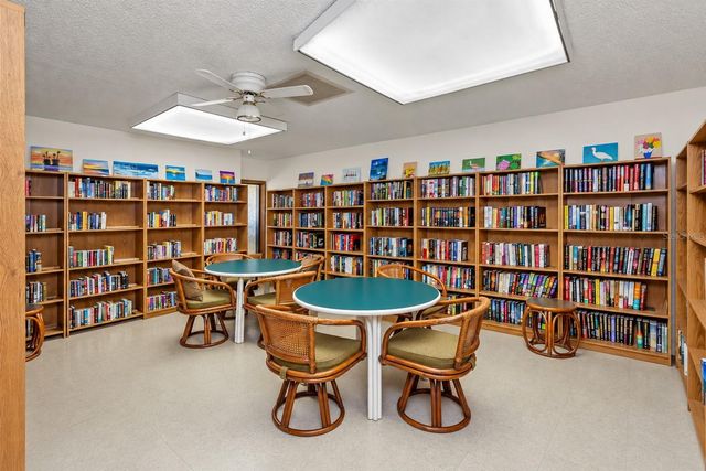 2502 ROYAL PINES CIRCLE 5B, Clearwater, FL 33763